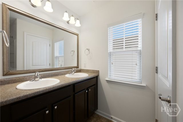 203 Lakepointe Drive, Savannah, GA 31407