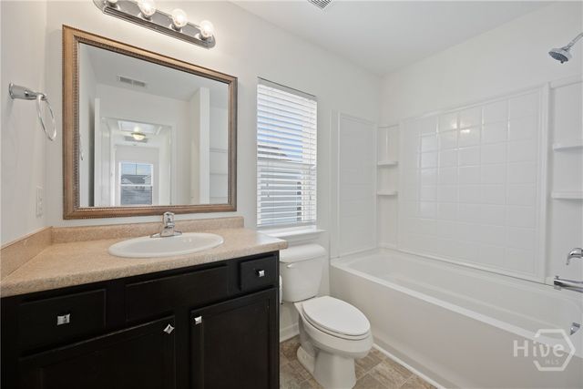 203 Lakepointe Drive, Savannah, GA 31407