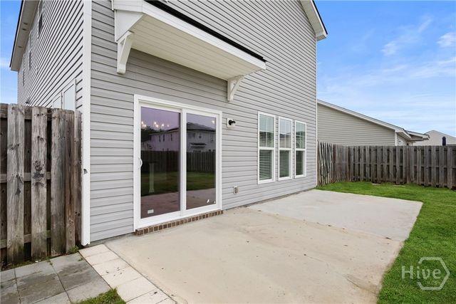 203 Lakepointe Drive, Savannah, GA 31407