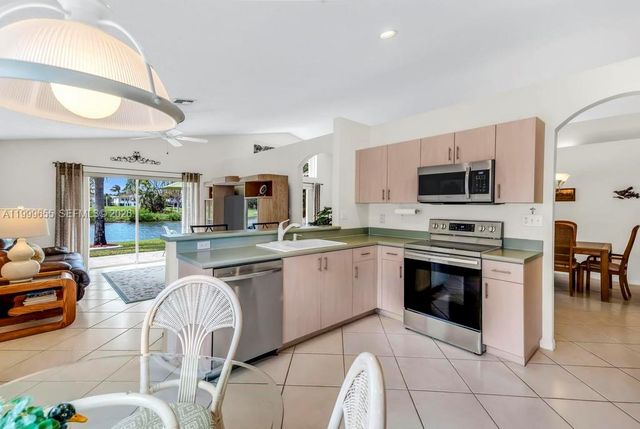 17548 SW 28th Ct, Miramar, FL 33029