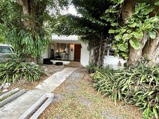 25 NW 104th St, Miami Shores, FL 33150