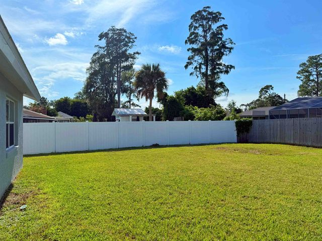 39 Fischer Ln, Palm Coast, FL 32137