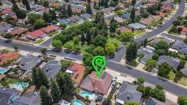 997 Pistachio Avenue, Clovis, CA 93611