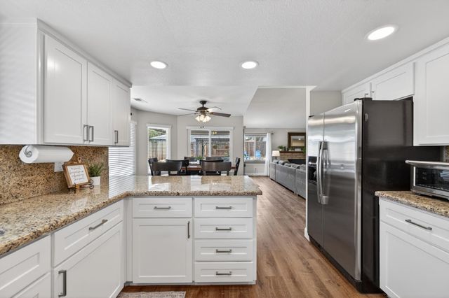 997 Pistachio Avenue, Clovis, CA 93611