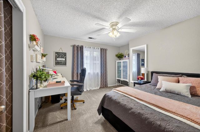 997 Pistachio Avenue, Clovis, CA 93611