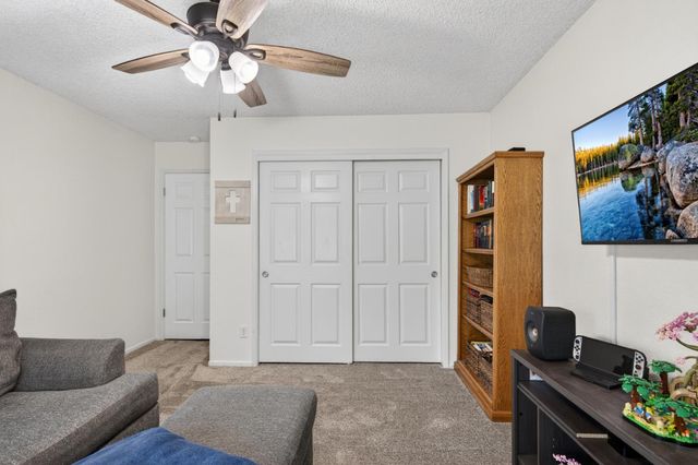 997 Pistachio Avenue, Clovis, CA 93611