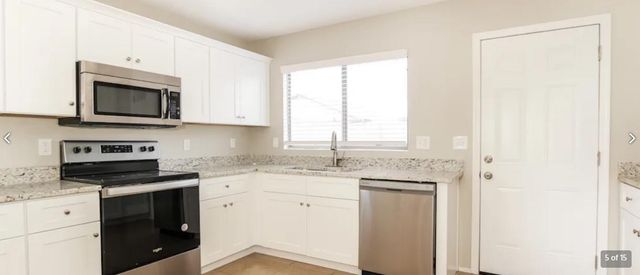 8610 W Eva Street, Peoria, AZ 85345