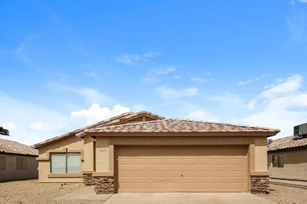 8610 W Eva Street, Peoria, AZ 85345