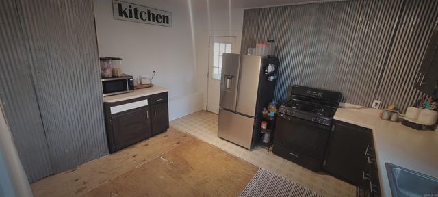 205 Ninth Street, Mena, AR 71593