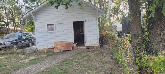 205 Ninth Street, Mena, AR 71593