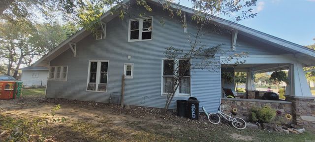 205 Ninth Street, Mena, AR 71593