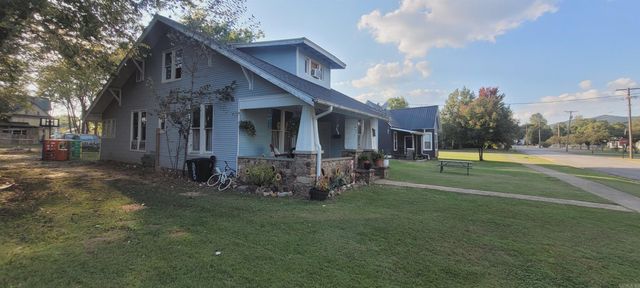 205 Ninth Street, Mena, AR 71593