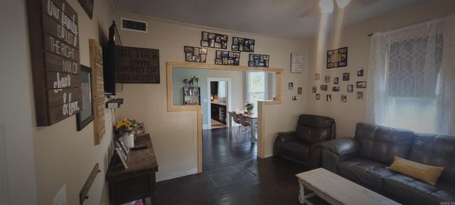 205 Ninth Street, Mena, AR 71593