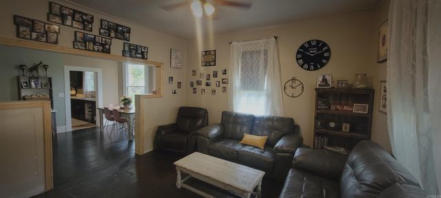 205 Ninth Street, Mena, AR 71593