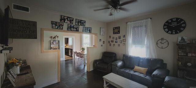 205 Ninth Street, Mena, AR 71593