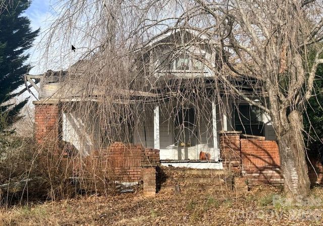 39 Lanvale Avenue, Asheville, NC 28806