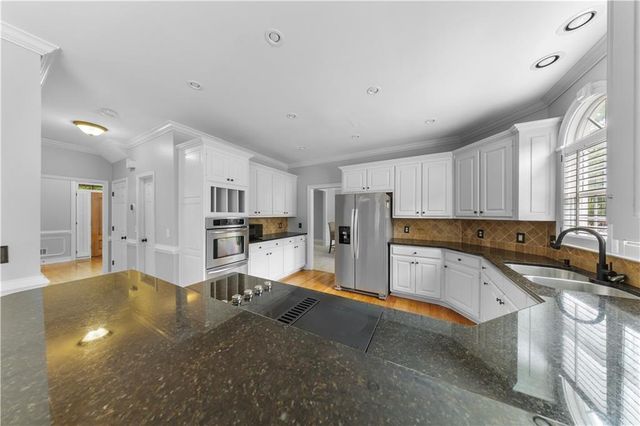 1548 Greensboro Way, Grayson, GA 30017