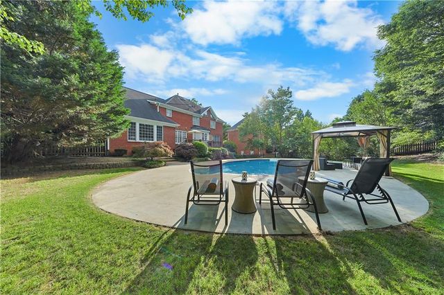 1548 Greensboro Way, Grayson, GA 30017