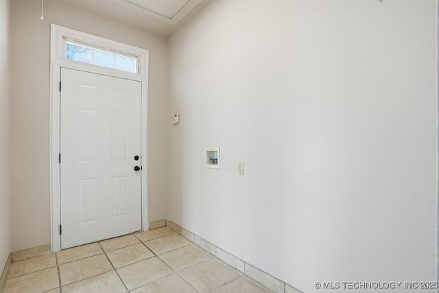 328 N Santa Fe Avenue, Tulsa, OK 74127