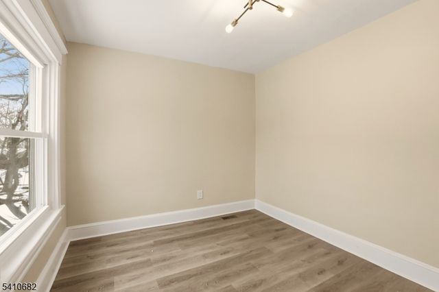 143 Smith St, Newark City, NJ 07106