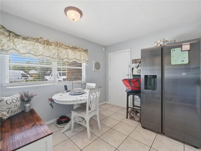 407 S 12TH STREET, Lake Wales, FL 33853
