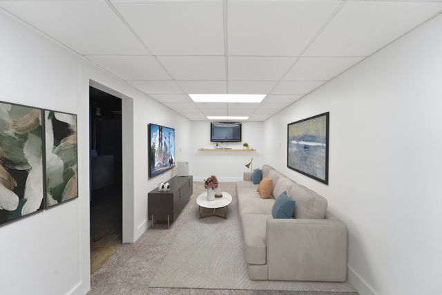 813 NW Greenwood Street 31, Ankeny, IA 50023