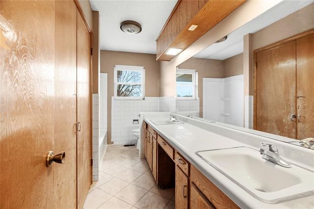 1509 S 10th Street, Kingfisher, OK 73750