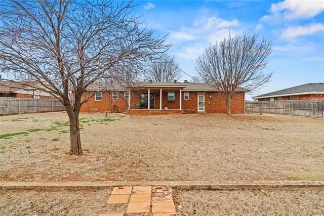 1509 S 10th Street, Kingfisher, OK 73750