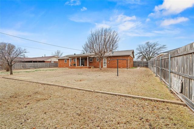 1509 S 10th Street, Kingfisher, OK 73750