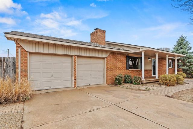 1509 S 10th Street, Kingfisher, OK 73750