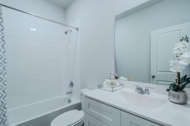 9628 Austin Hollow Road, Fort Worth, TX 76036