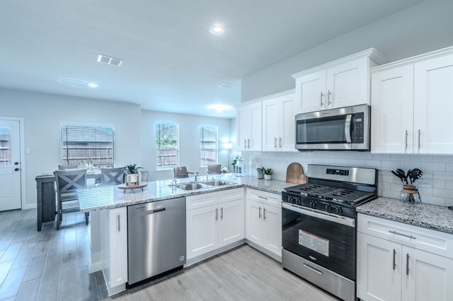 9628 Austin Hollow Road, Fort Worth, TX 76036