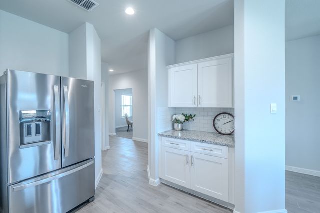 9628 Austin Hollow Road, Fort Worth, TX 76036
