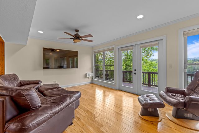 979 Clift Cave Road, Soddy Daisy, TN 37379