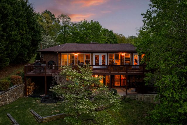 979 Clift Cave Road, Soddy Daisy, TN 37379