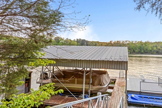 979 Clift Cave Road, Soddy Daisy, TN 37379