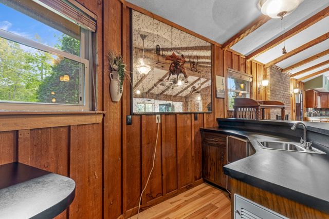 979 Clift Cave Road, Soddy Daisy, TN 37379