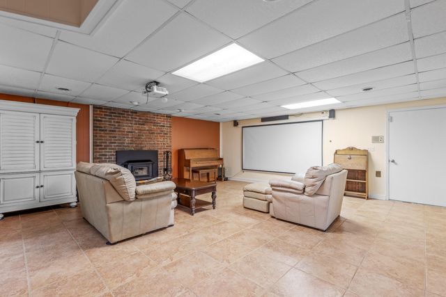 979 Clift Cave Road, Soddy Daisy, TN 37379
