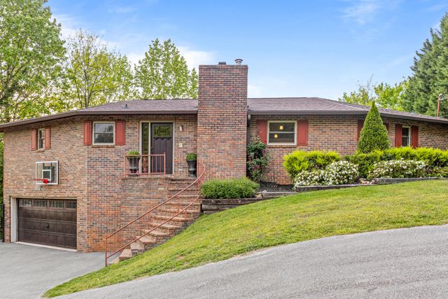 979 Clift Cave Road, Soddy Daisy, TN 37379