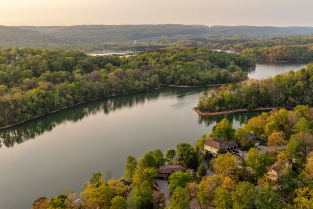 979 Clift Cave Road, Soddy Daisy, TN 37379