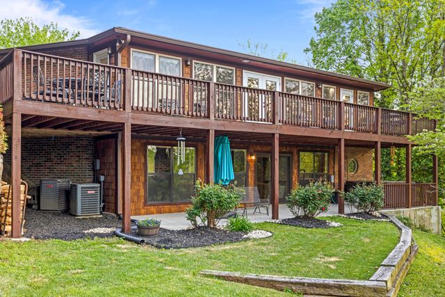 979 Clift Cave Road, Soddy Daisy, TN 37379