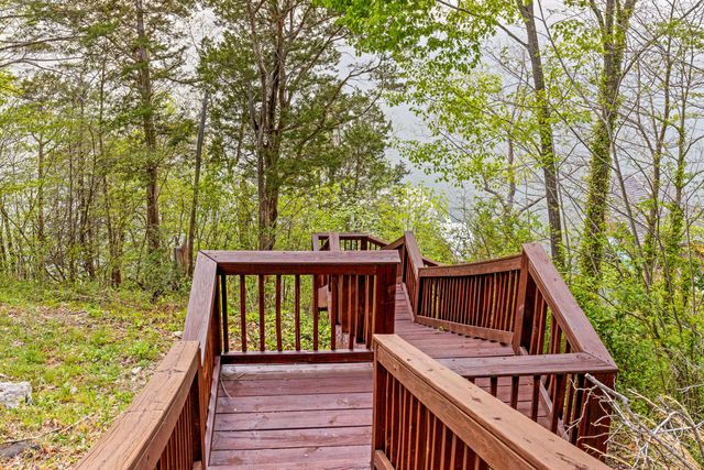 979 Clift Cave Road, Soddy Daisy, TN 37379