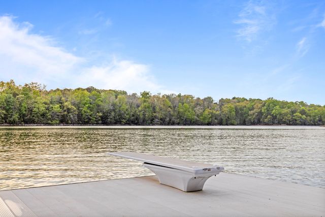 979 Clift Cave Road, Soddy Daisy, TN 37379