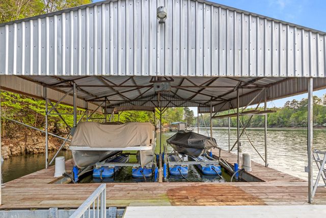 979 Clift Cave Road, Soddy Daisy, TN 37379