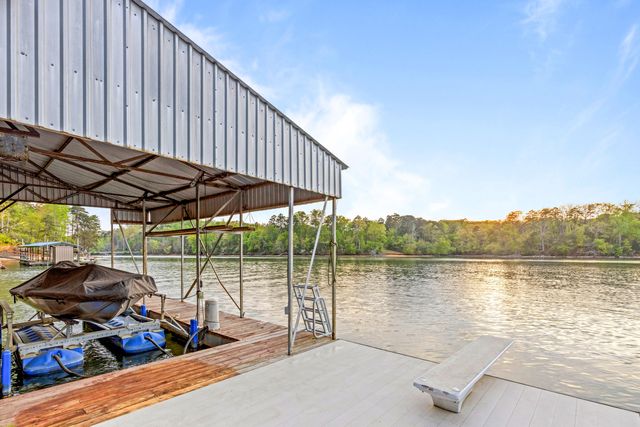 979 Clift Cave Road, Soddy Daisy, TN 37379