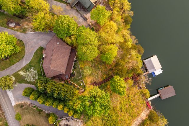 979 Clift Cave Road, Soddy Daisy, TN 37379