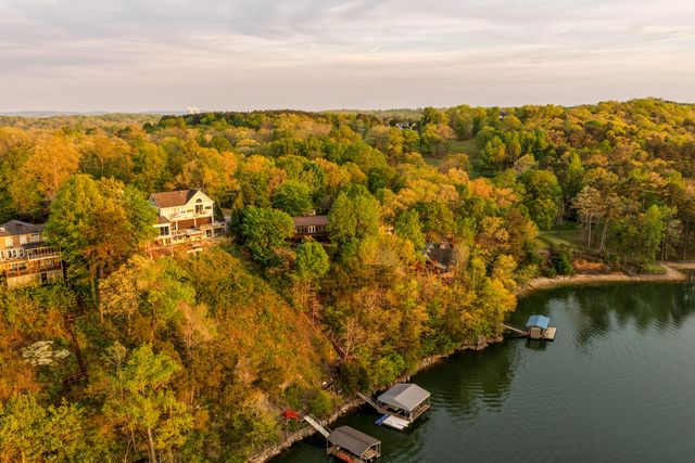 979 Clift Cave Road, Soddy Daisy, TN 37379