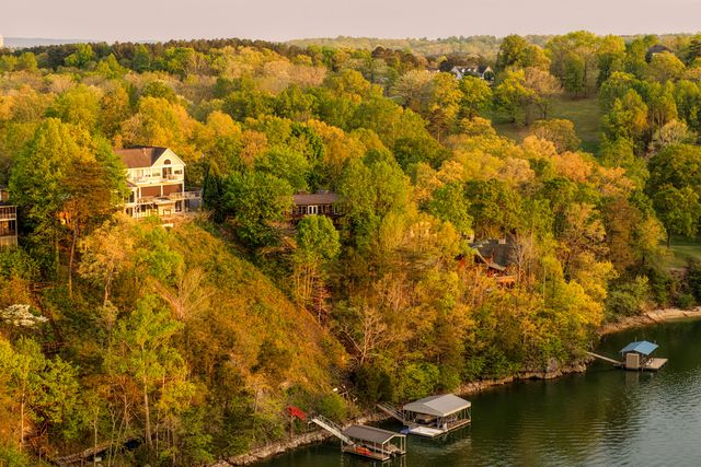979 Clift Cave Road, Soddy Daisy, TN 37379