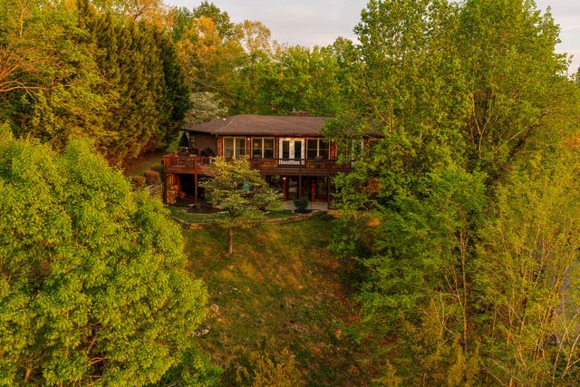 979 Clift Cave Road, Soddy Daisy, TN 37379