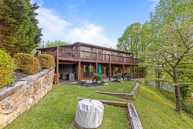 979 Clift Cave Road, Soddy Daisy, TN 37379